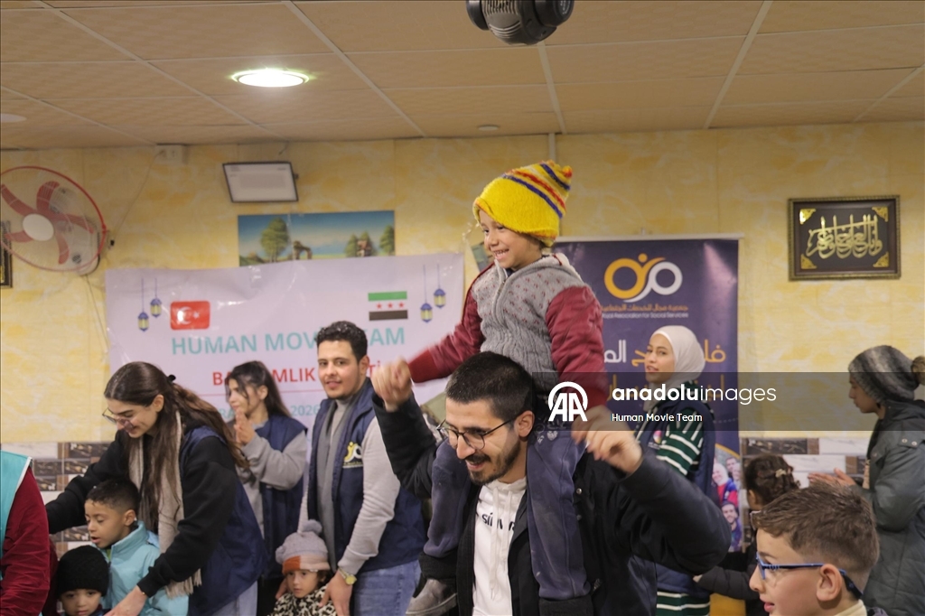 دمشق.. جمعيتان تركيتان تنظمان فعالية للأطفال في مخيم اليرموك