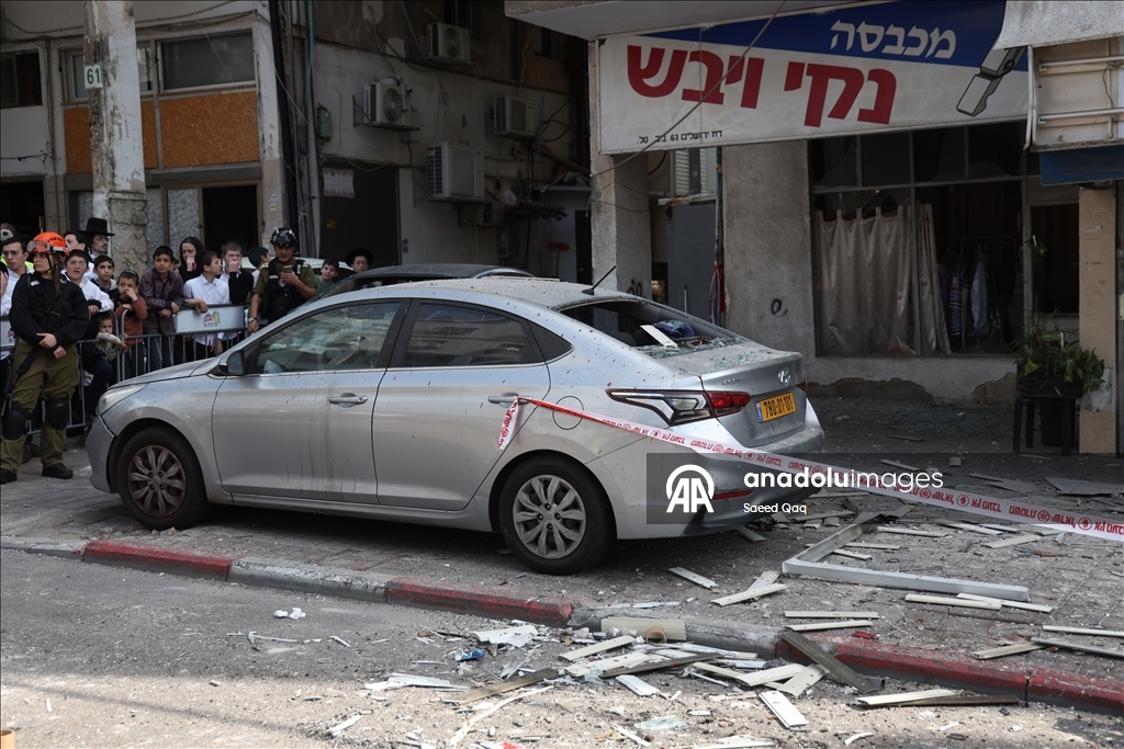 İran’ın İsrail’e misilleme saldırısıyla Tel Aviv yakınlarında hasar meydana geldi