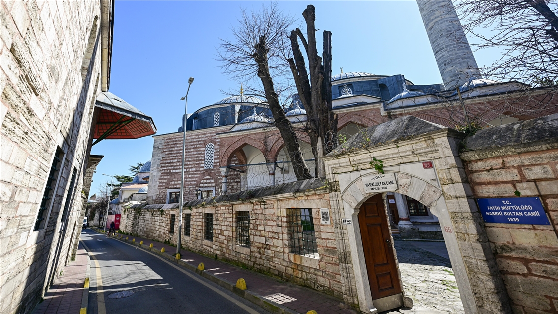 Mimar Sinan'ın ilk başmimarlık eseri: Haseki Hürrem Sultan Camisi