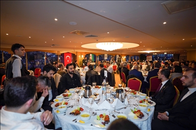 "إفطار الصداقة" بإسطنبول يجمع سوريين خريجين من جامعات تركية
