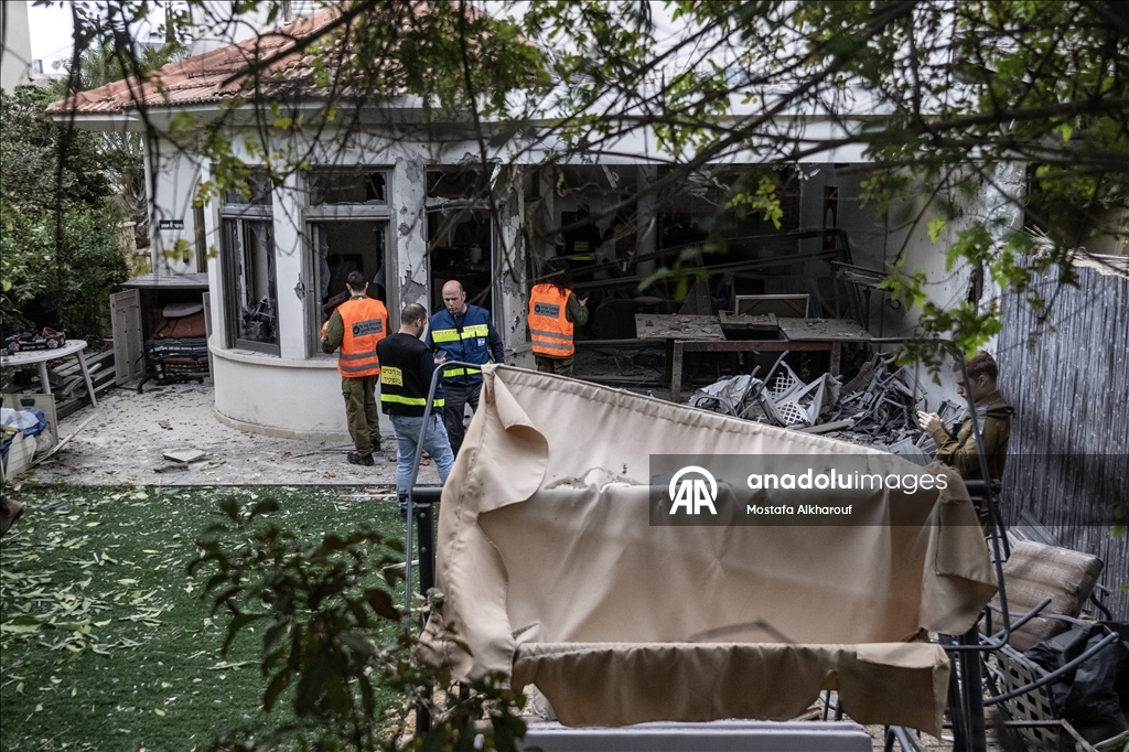 В результате ответных ударов Ирана пригороду Тель-Авива нанесен ущерб