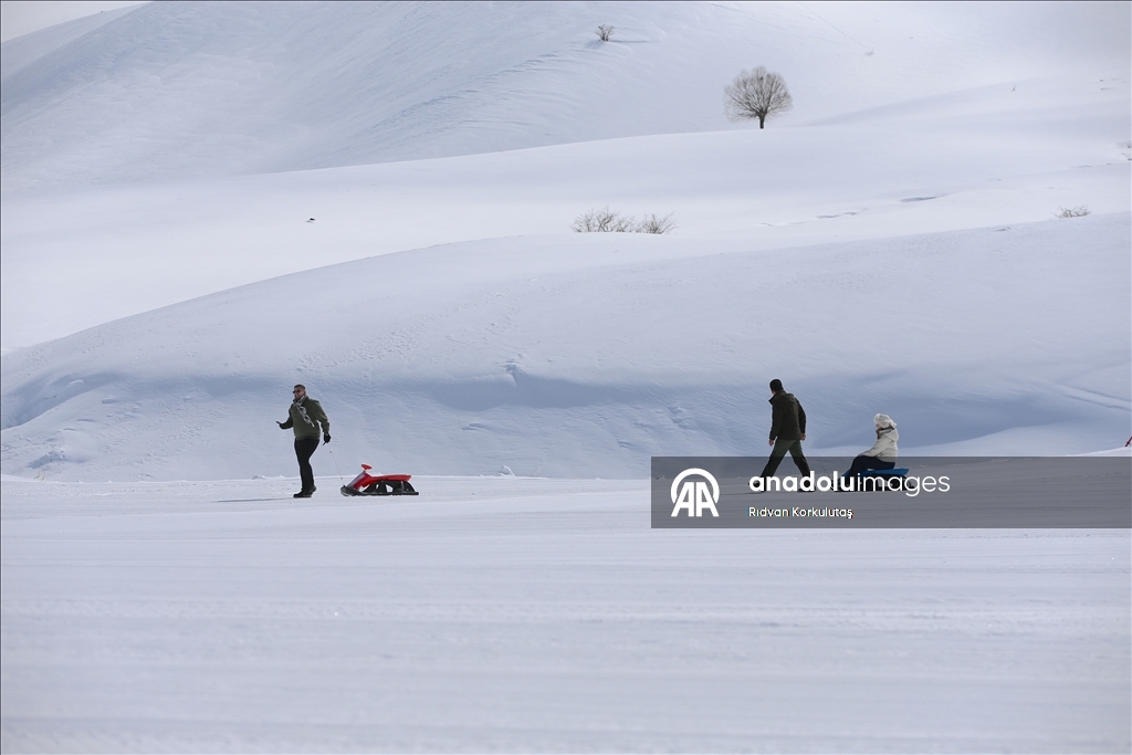 Весеннее катание на лыжах в горнолыжном центре Хесарек