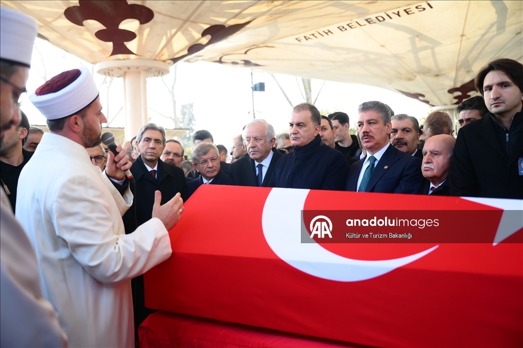Prof. Dr. İlber Ortaylı için Fatih Camisi'nde cenaze töreni düzenlendi