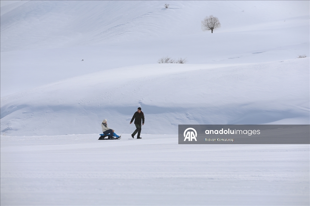 Весеннее катание на лыжах в горнолыжном центре Хесарек