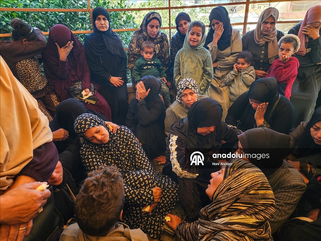 Обрушение стены на палатки в Газе унесло жизни трех палестинцев