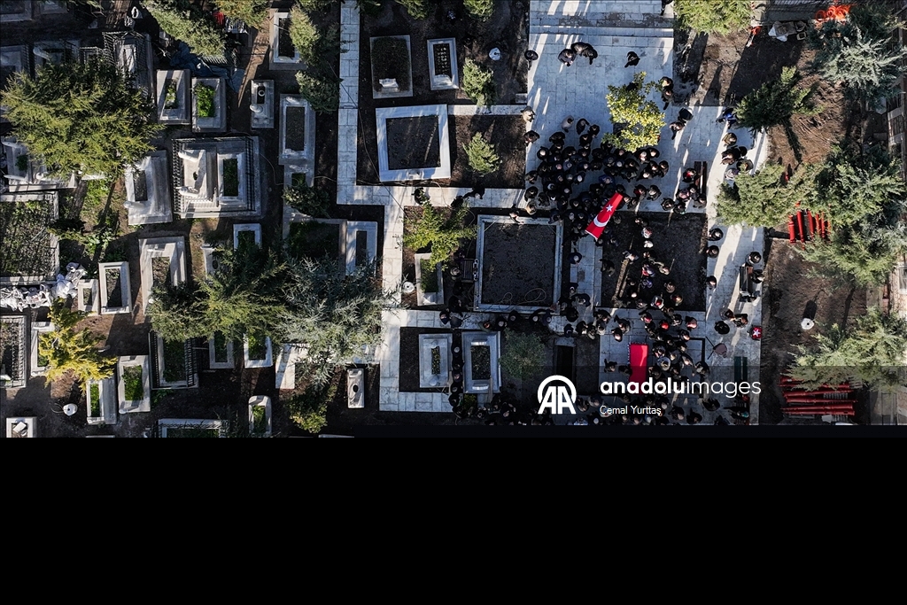 Prof. Dr. İlber Ortaylı için Fatih Camisi'nde cenaze töreni düzenlendi