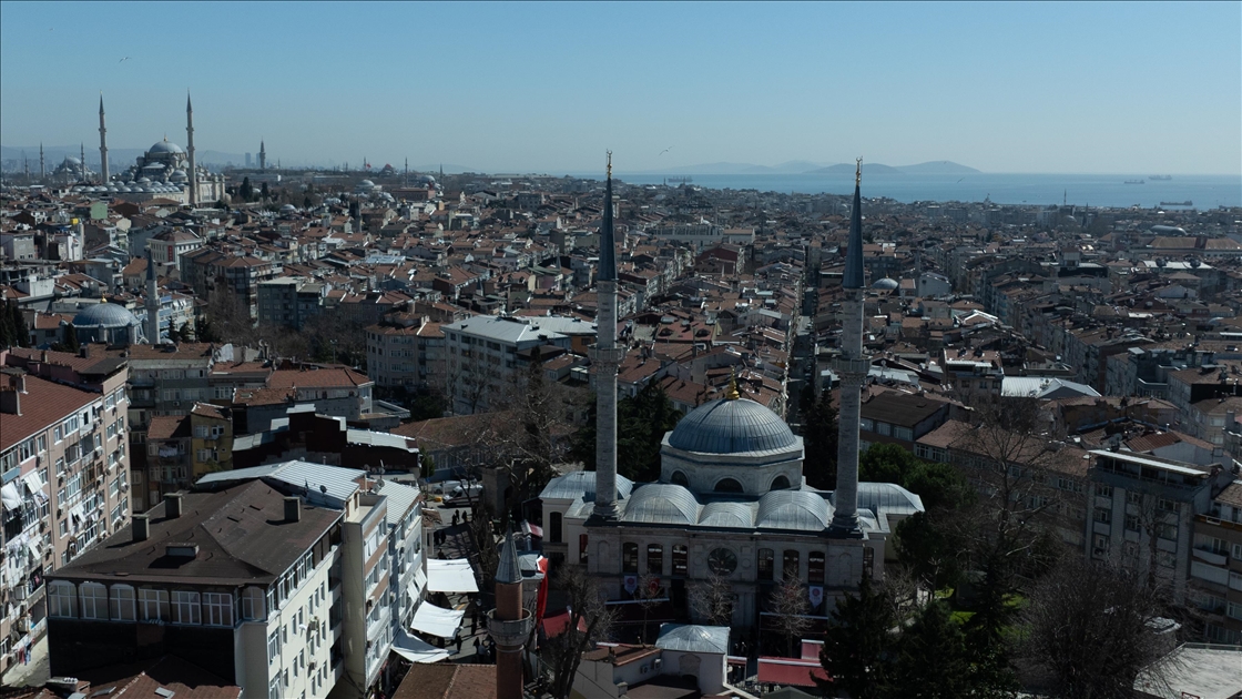 Hırka-i Şerif'in muhafaza edildiği cami: Hırka-i Şerif Camisi