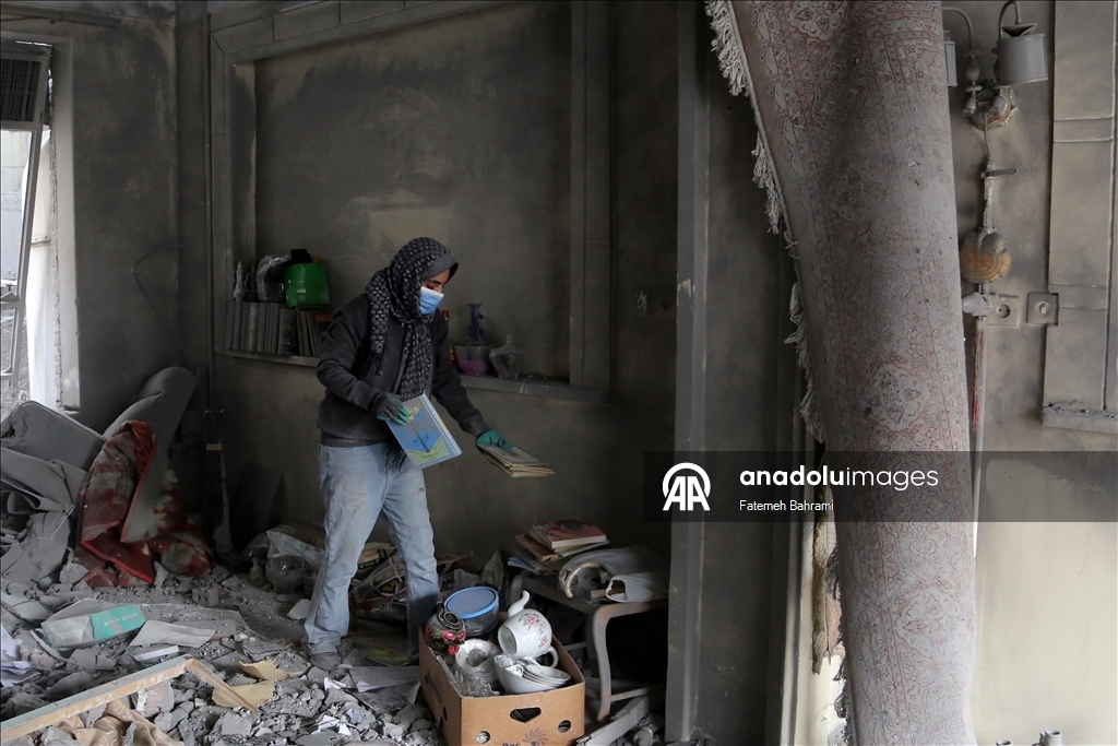 Tahran'ın güneyindeki Cevadiye ve Beryanek bölgesinde, ABD-İsrail saldırıları nedeniyle büyük yıkım oluştu