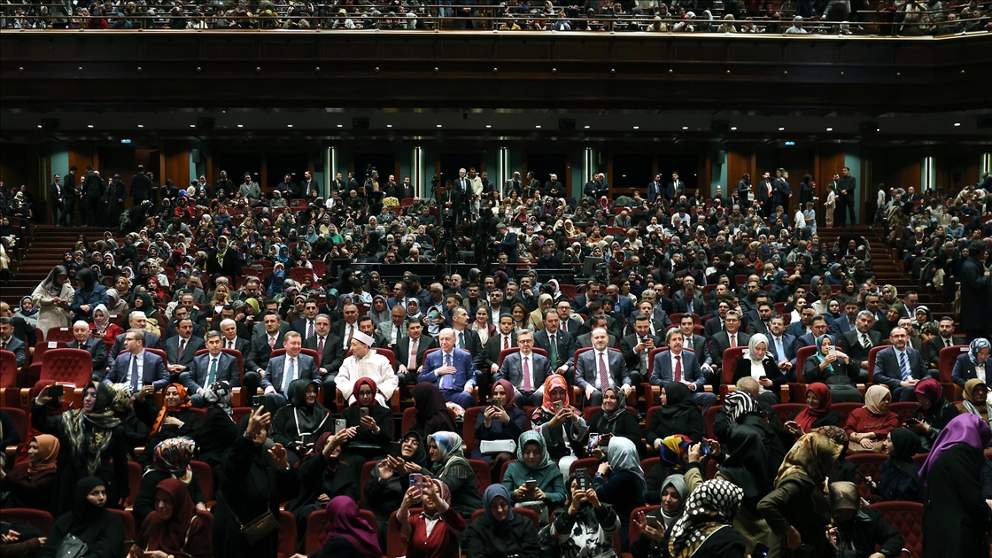 Cumhurbaşkanı Erdoğan, Kur'an-ı Kerim'i Güzel Okuma Yarışması Ödül Töreni'ne katıldı