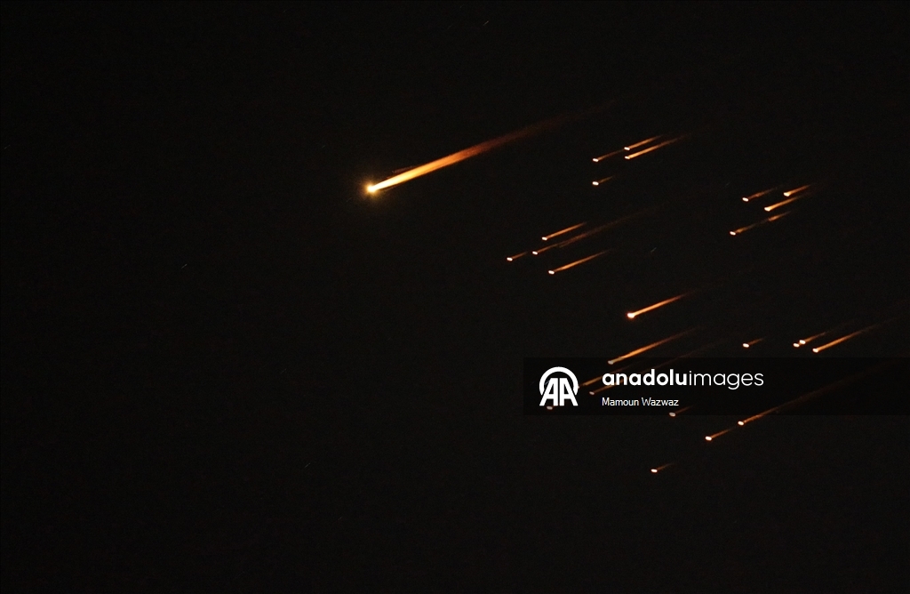 Ракеты, выпущенные Ираном по Израилю, были замечены в небе над Западным берегом