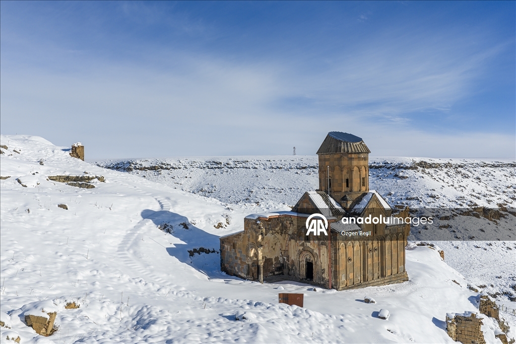 Anadolu'nun giriş kapısı Ani her yıl daha fazla ziyaretçi çekiyor