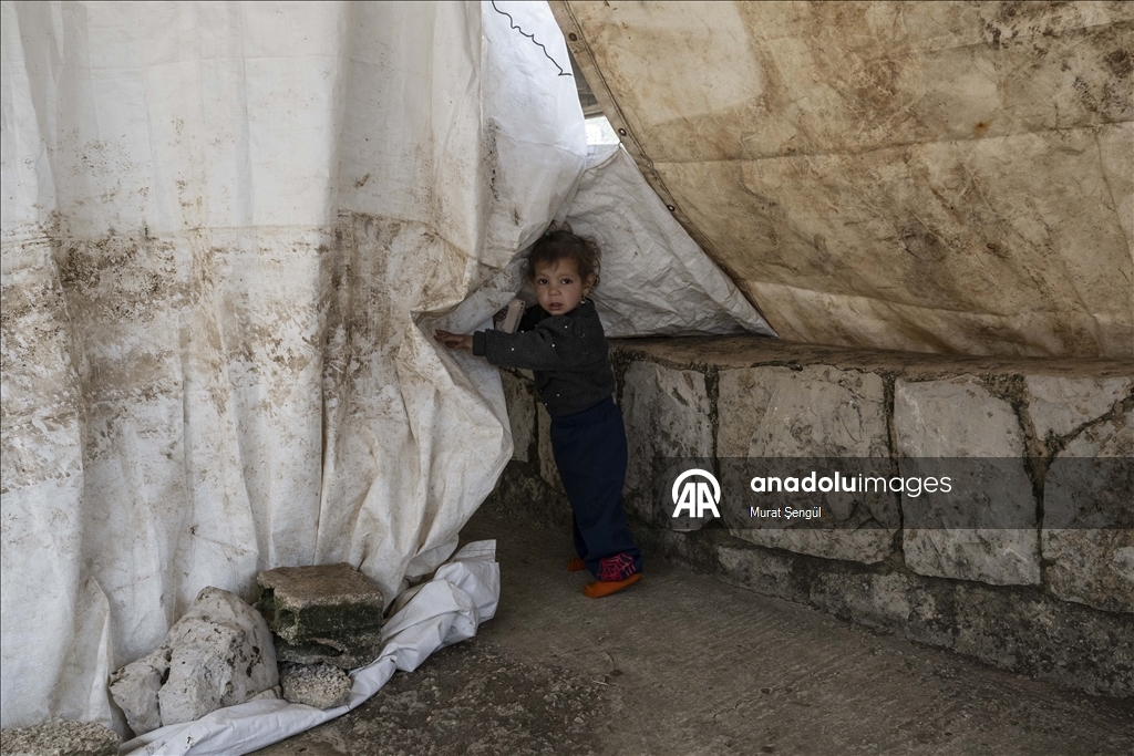 Lübnan’da yerinden edilen ailelerin zor yaşamı