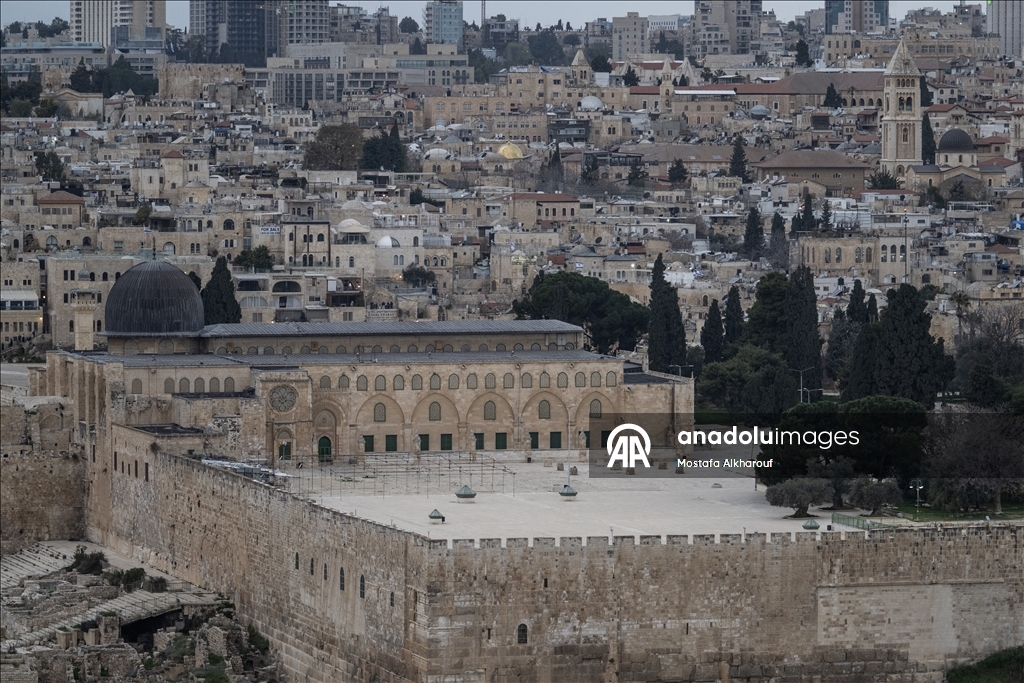 İsrail, Mescid-i Aksa’yı 19 gündür kapalı tutuyor