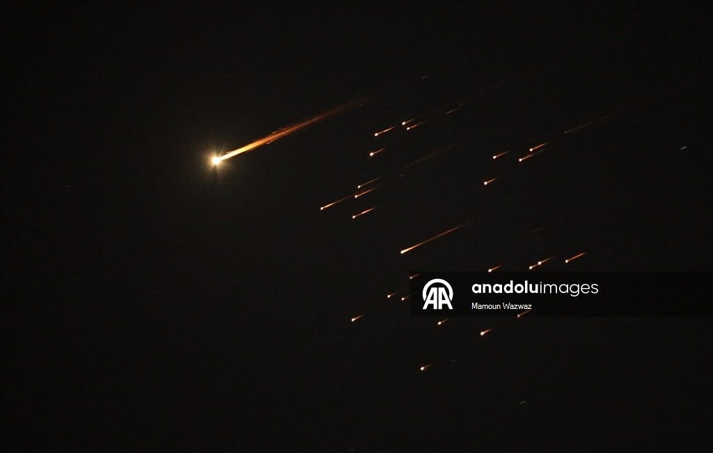 Ракеты, выпущенные Ираном по Израилю, были замечены в небе над Западным берегом