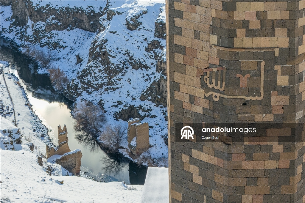 Anadolu'nun giriş kapısı Ani her yıl daha fazla ziyaretçi çekiyor