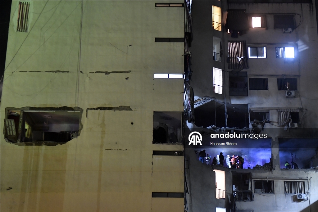 İsrail ordusu Lübnan'ın başkenti Beyrut'ta bir binaya saldırı düzenledi