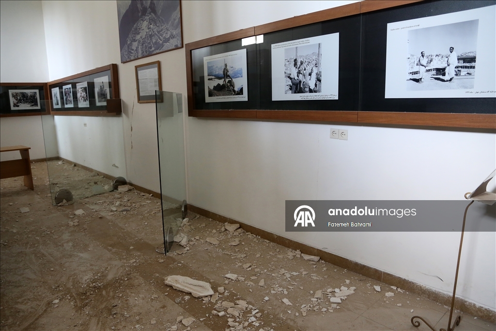 ABD-İsrail saldırılarında Tahran'daki tarihi Sadabad Sarayı hasar gördü