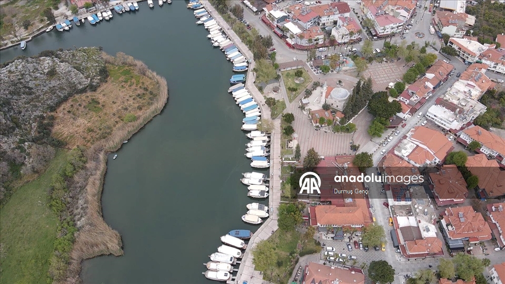 Muğla'nın turistik mahallesi Dalyan bayramda yerli turistleri bekliyor