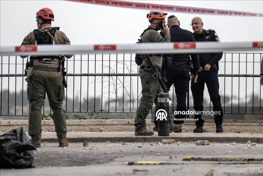 İran'ın misillemesi sırasında bir füze parçası, Doğu Kudüs'ün Eski Şehir bölgesine düştü