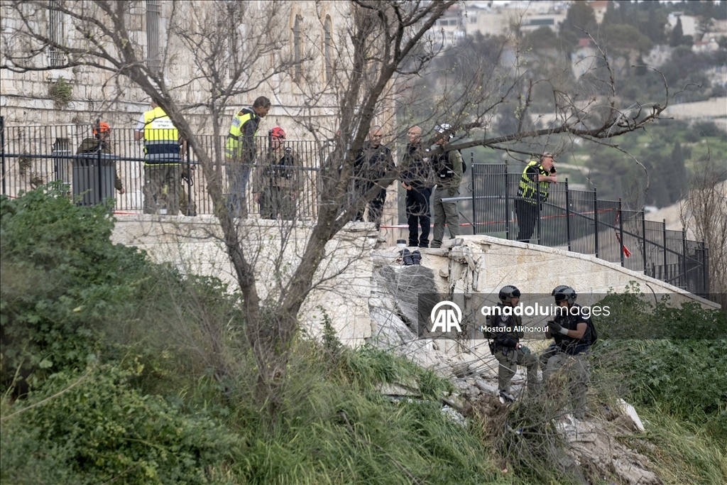 İran'ın misillemesi sırasında bir füze parçası, Doğu Kudüs'ün Eski Şehir bölgesine düştü