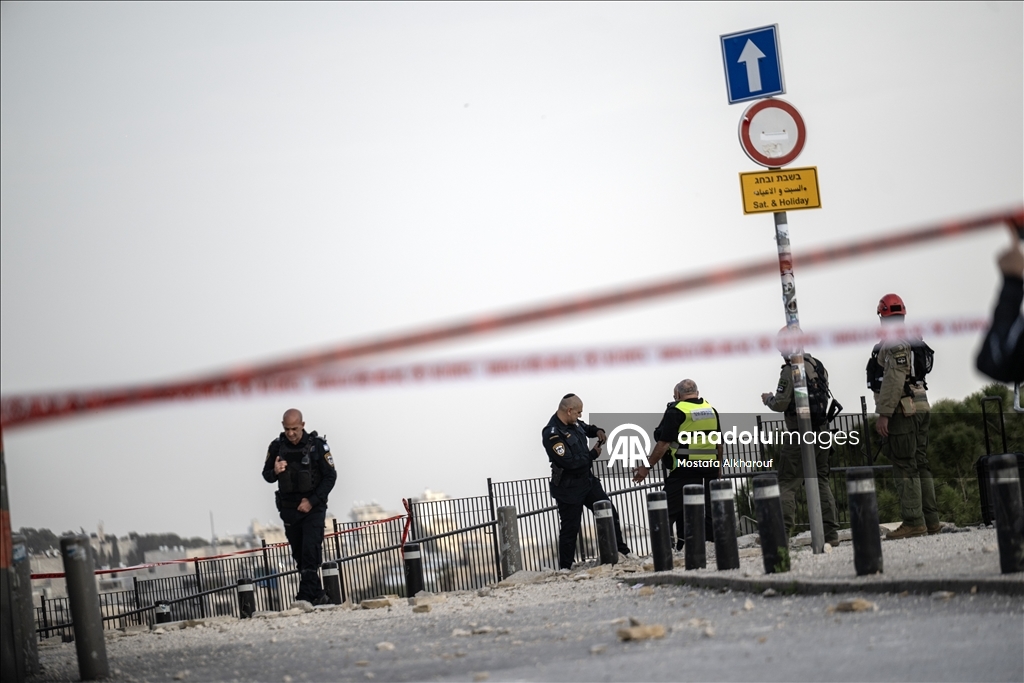 İran'ın misillemesi sırasında bir füze parçası, Doğu Kudüs'ün Eski Şehir bölgesine düştü