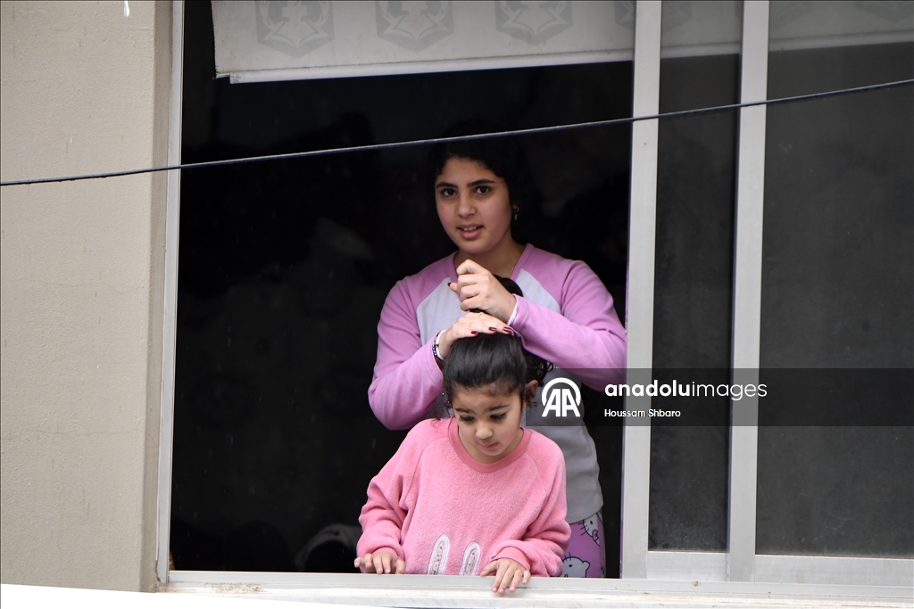 İsrail'in saldırıları nedeniyle zorla yerinden edilen Lübnanlılar Ramazan ayını buruk geçiriyor