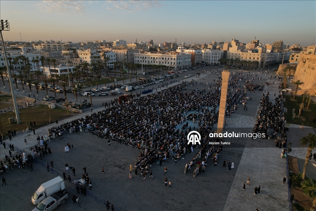 Libya'da Ramazan Bayramı namazı kılındı