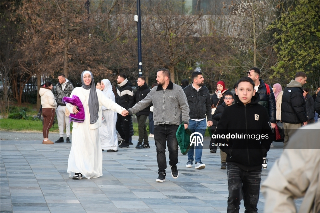 Мусульмане на Балканах совершили праздничную молитву по случаю завершения Рамазана