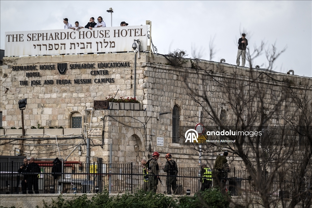 İran'ın misillemesi sırasında bir füze parçası, Doğu Kudüs'ün Eski Şehir bölgesine düştü