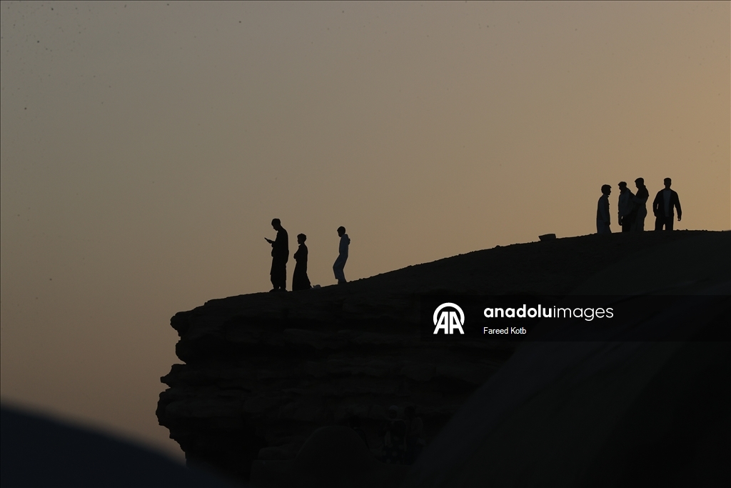 Mısır'da Ramazan Bayramı namazı Abusir Piramitleri yakınında kılındı