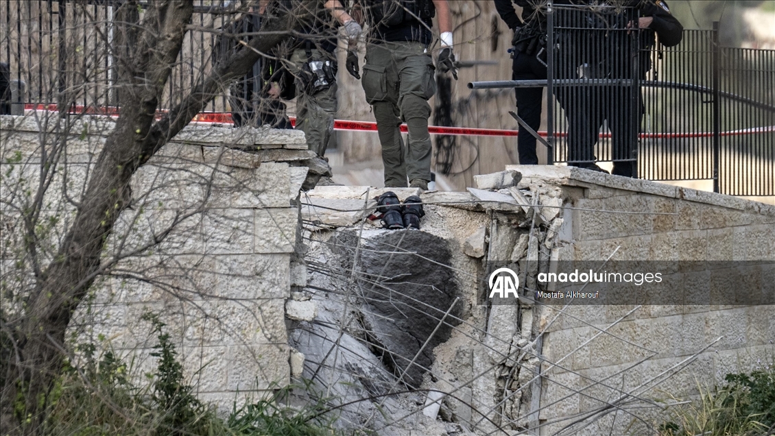İran'ın misillemesi sırasında bir füze parçası, Doğu Kudüs'ün Eski Şehir bölgesine düştü