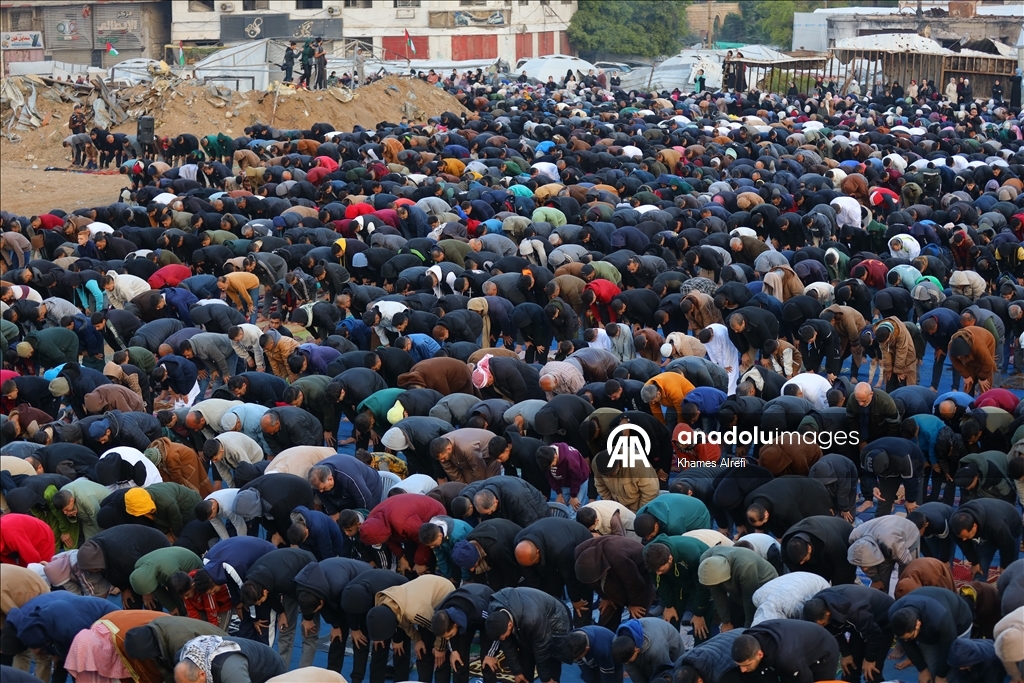 Gazze'de Ramazan Bayramı namazı kılındı