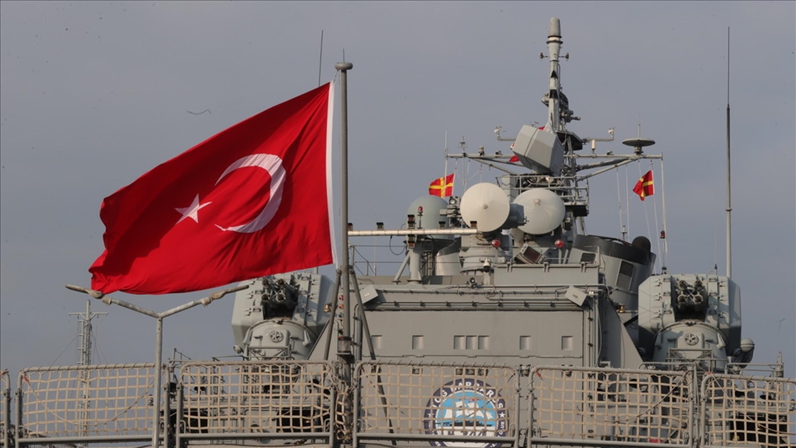 Donanma Komutanlığında bayram sevinci