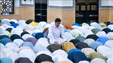 Dünyada Ramazan Bayramı kutlanıyor