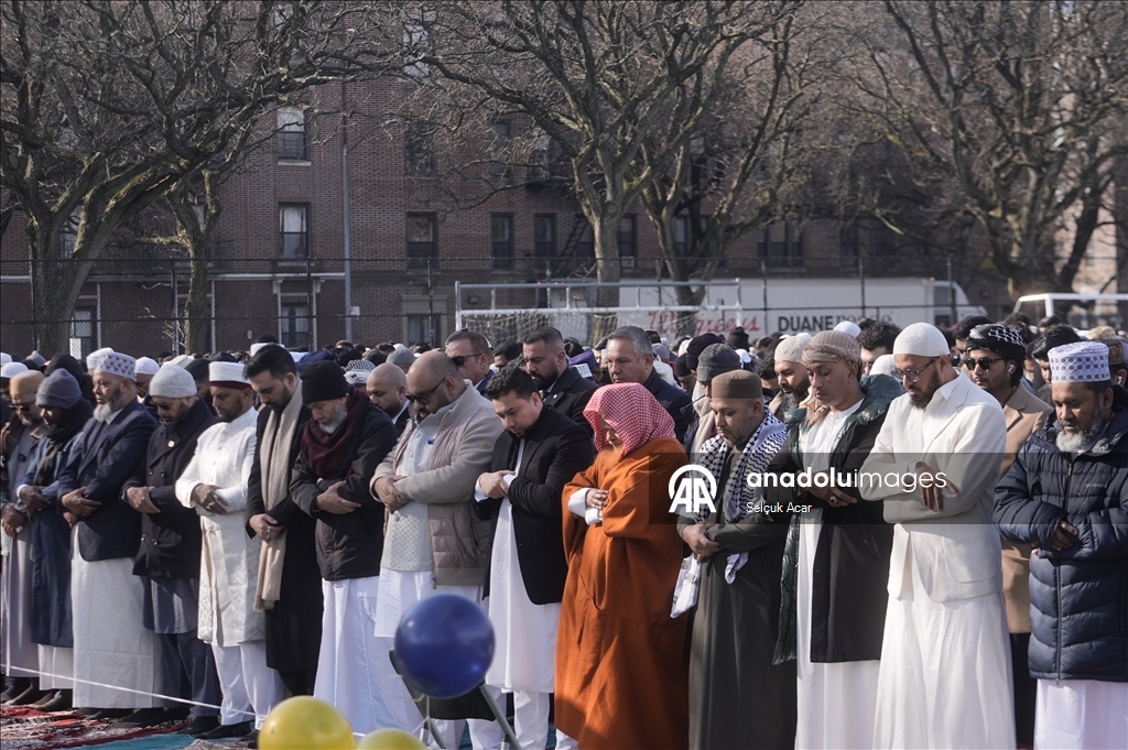 زهران ممداني يؤدي أول صلاة عيد بعد توليه عمدة نيويورك