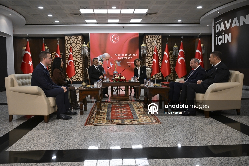 MHP Genel Merkezi'nde siyasi partiler arası bayramlaşma