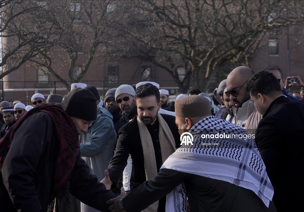 زهران ممداني يؤدي أول صلاة عيد بعد توليه عمدة نيويورك