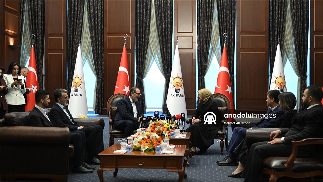 AK Parti Genel Merkezi'nde siyasi partiler arası bayramlaşma
