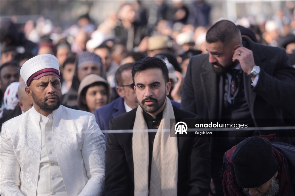 زهران ممداني يؤدي أول صلاة عيد بعد توليه عمدة نيويورك