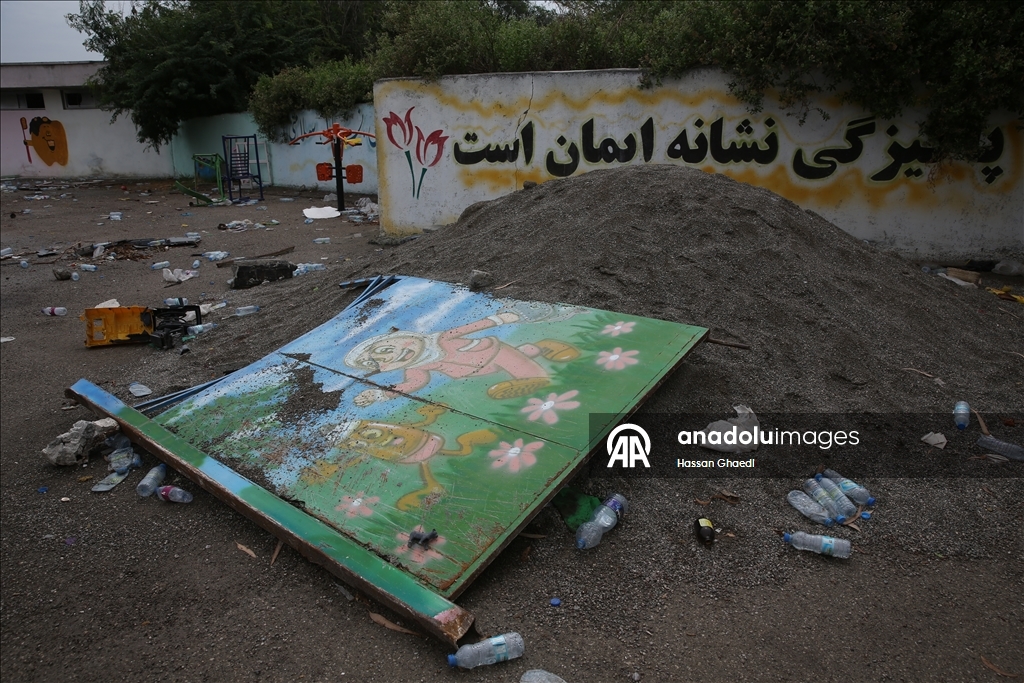 İran’ın Minab kentinde ABD-İsrail'in saldırı düzenlediği Şeceretü’t-Tayyibe İlkokulu’nun binası görüntülendi