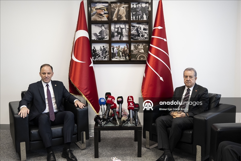 CHP Parti Genel Merkezi'nde siyasi partiler arası bayramlaşma