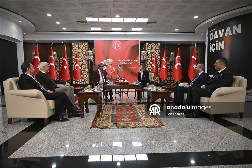 MHP Genel Merkezi'nde siyasi partiler arası bayramlaşma