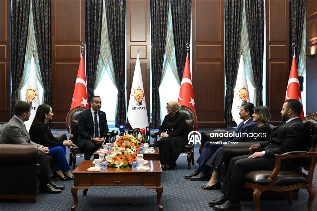 AK Parti Genel Merkezi'nde siyasi partiler arası bayramlaşma