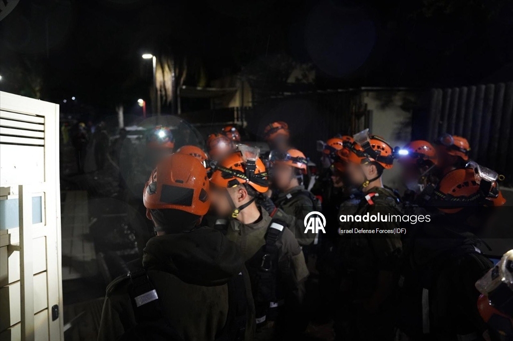 Иран нанес Израилю ответный удар шестью волнами ракет, большинство из которых были нацелены на район Димоны