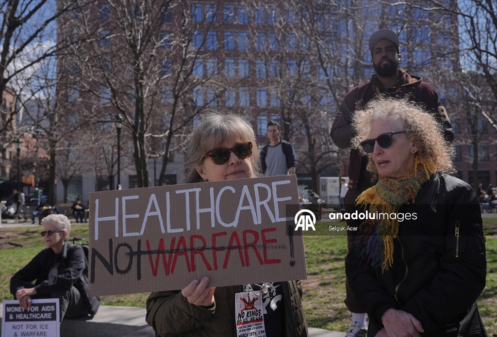 New York'ta Palantir önünde dijital gözetleme ve ICE karşıtı protesto