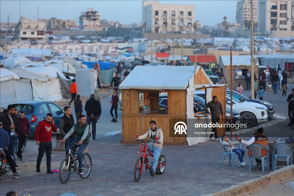 Gazze Limanı’nda aileler ve çocuklar bayram sevincini yaşadı