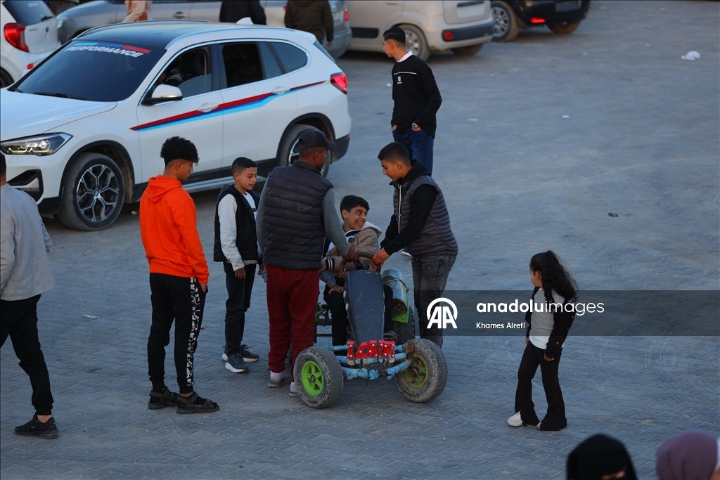 Gazze Limanı’nda aileler ve çocuklar bayram sevincini yaşadı