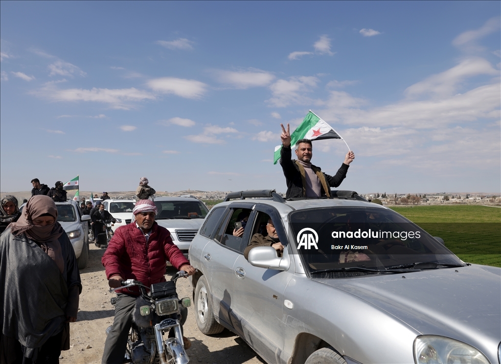 بين الألم والأمل.. أهالي "الشيوخ" السورية ينهون نزوح 12 عاما