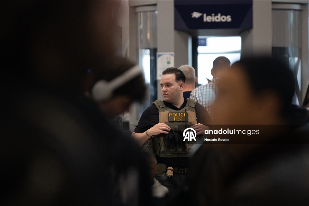 Federal agents patrol JFK airport in NYC
