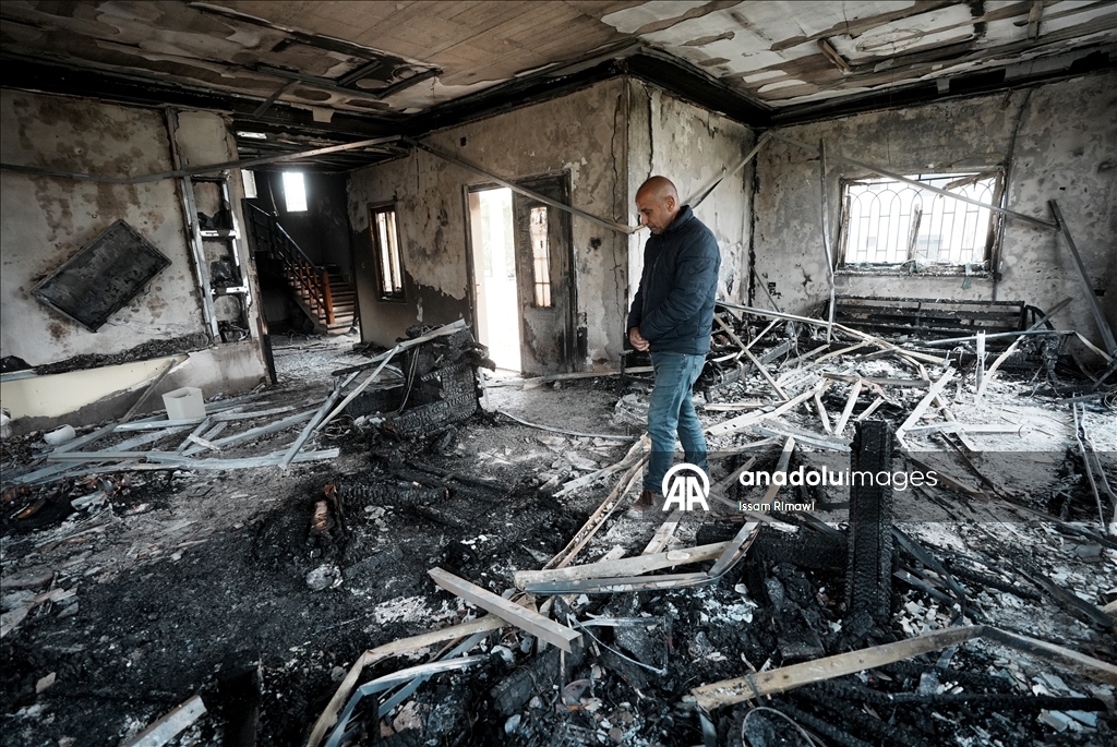 نيران المستوطنين بدير الحطب.. منازل محروقة وفلسطينيون ينجون بصعوبة